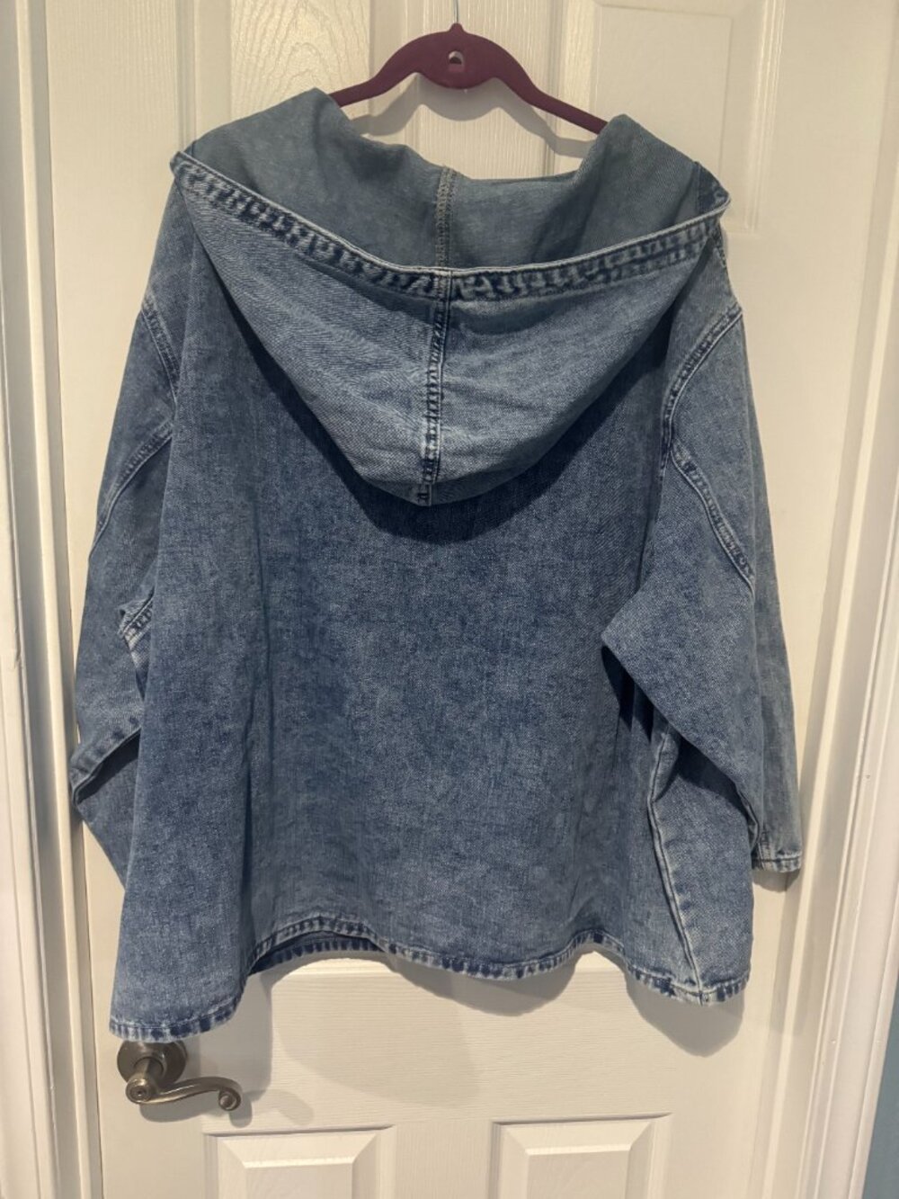 NWT SHEIN CURVE PLUS SIZE UP TO 3XL DENIM KANGAROO POCKET HOODIE - Picture 3 of 3